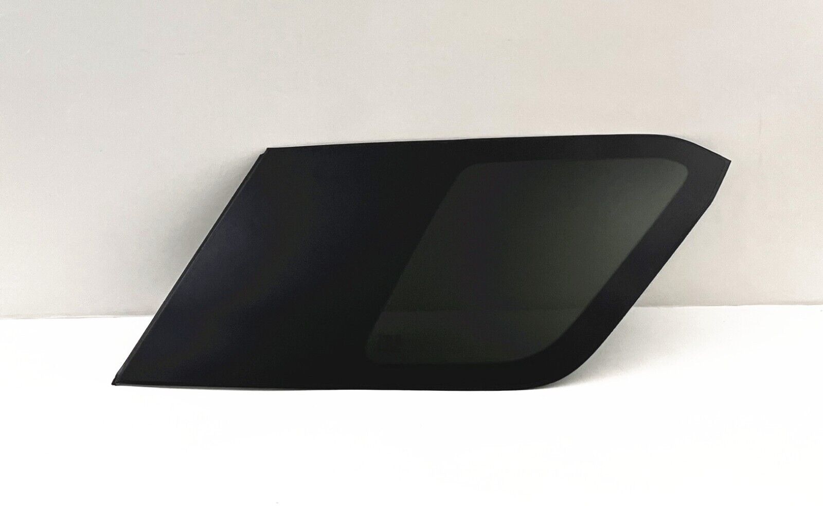 Passenger/Right Side Quarter Window Glass For 2022-2023 Nissan Pathfinder